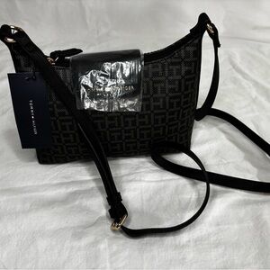 NWT Tommy Hilfiger Black TH Monogram Crescent Hobo Crossbody Bag Signature Logo